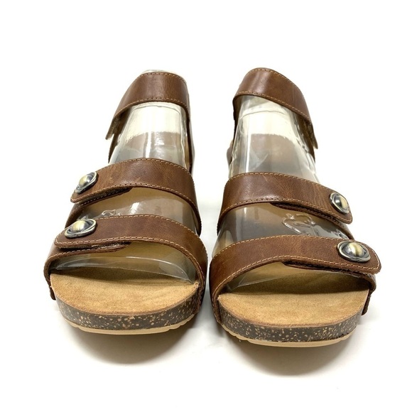 Dansko Women's Savannah Tan Waxy Burnished Leather - Picture 3 of 7